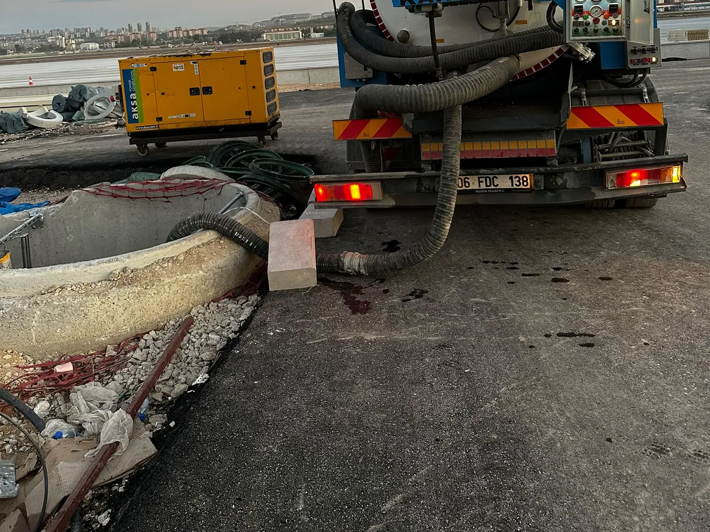 Rögar temizliğinde vidanjör hortumu kullanımı
