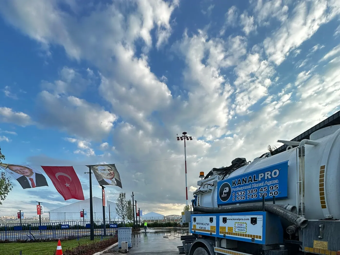 Hizmet sahasında Ankara Kanal Pro vidanjör aracı